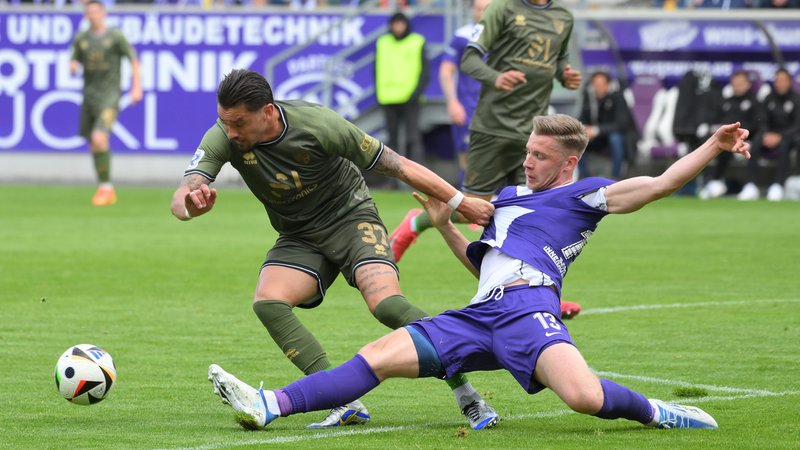 Spielszene | Bild: picture alliance / Eibner-Pressefoto | Eibner-Pressefoto/Bert Harzer Spielszene