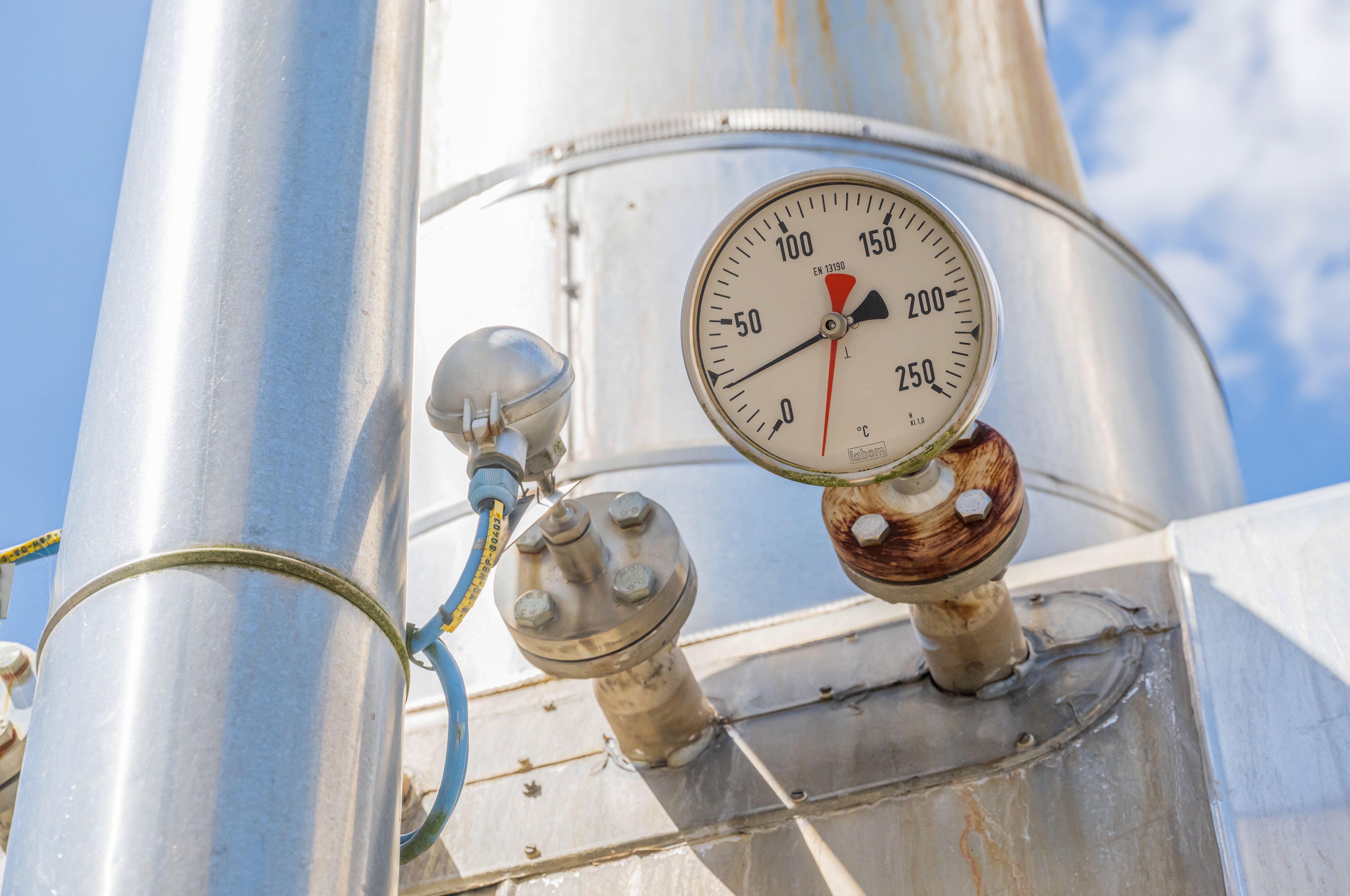 Gasspeicher nur halb voll: Wird Heizen jetzt teurer?