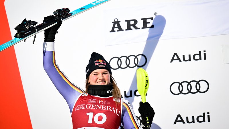 Emma Aicher gewinnt Silber beim Slalom in Are | Bild: picture alliance / TT NYHETSBYRÅN | Pontus Lundahl Emma Aicher gewinnt Silber beim Slalom in Are