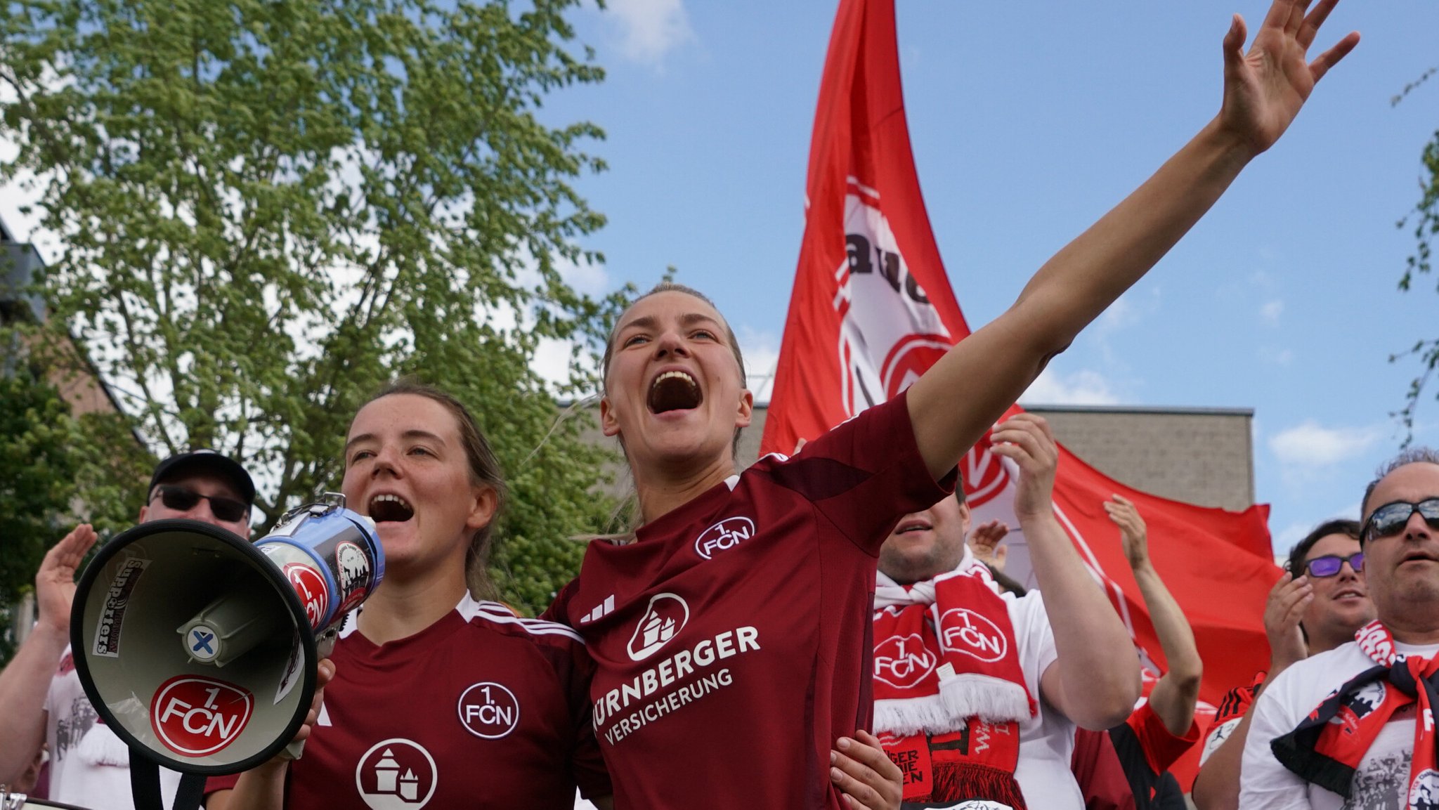1. FCN Frauen nach dem Sieg gegen FC Bayern München