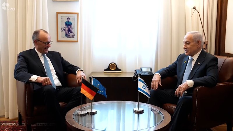 Kanzler Merz im Gespräch mit Benjamin Netanjahu | Bild: Bayerischer Rundfunk 2025 Kanzler Merz im Gespräch mit Benjamin Netanjahu