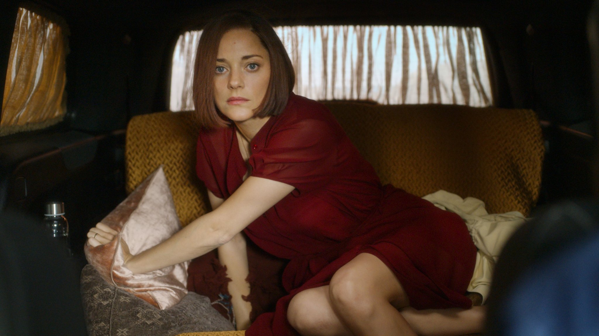 Marion Cotillard in "Annette" (Filmszene)