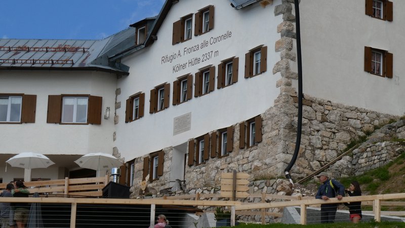 Sollen die nach deutschen Städten benannten historischen Namen der Berghütten gegen neue und "zeitgemäßere" getauscht werden? | Bild: BR/Georg Bayerle Sollen die nach deutschen Städten benannten historischen Namen der Berghütten gegen neue und "zeitgemäßere" getauscht werden?