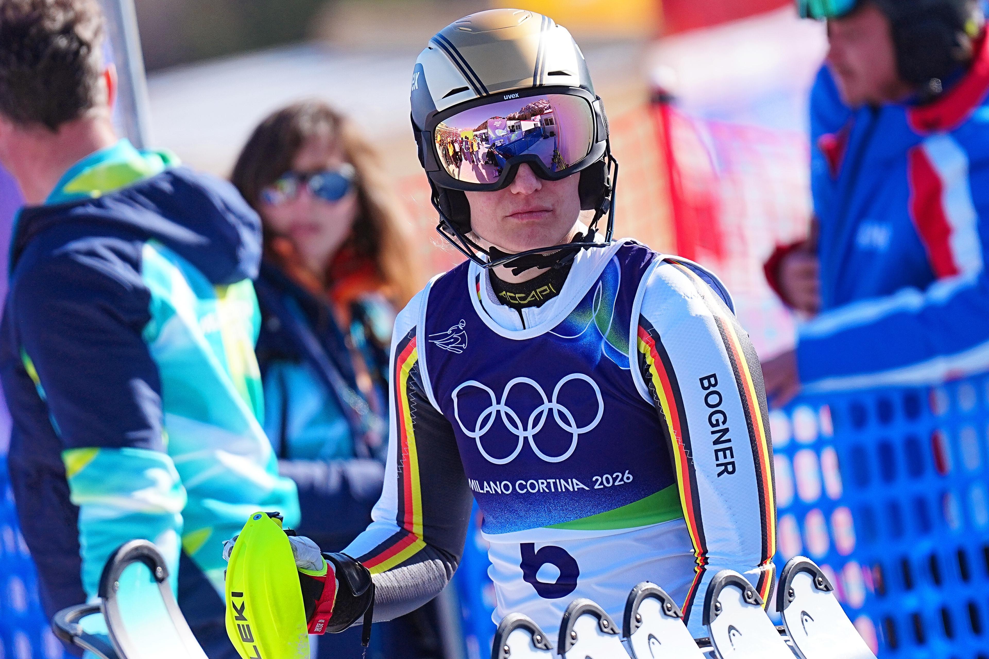 Lena Dürr im Ziel nach dem Olympia-Slalom