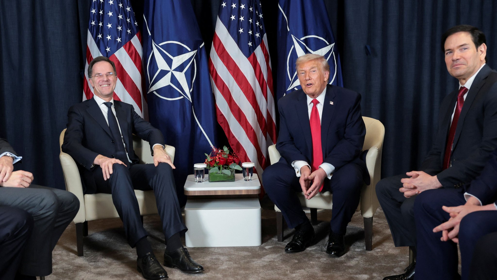 Nato-Generalsekretär Rutte mit US-Präsident Trump in Davos