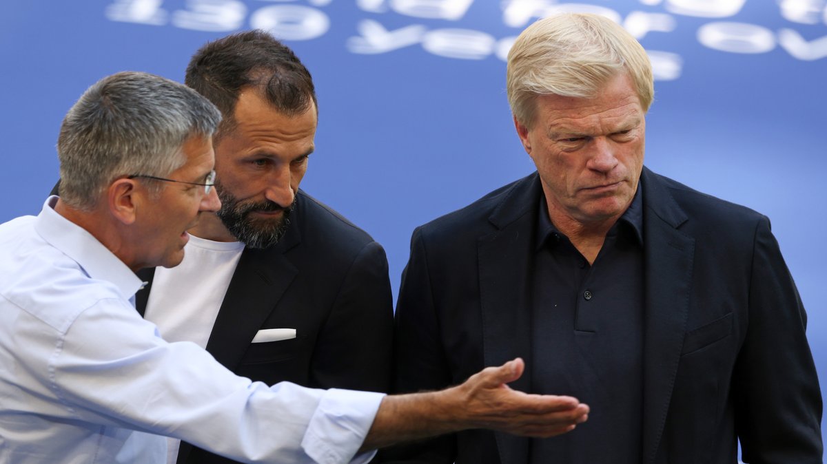 FC-Bayern-Präsident Herbert Hainer (l.) mit Oliver Kahn