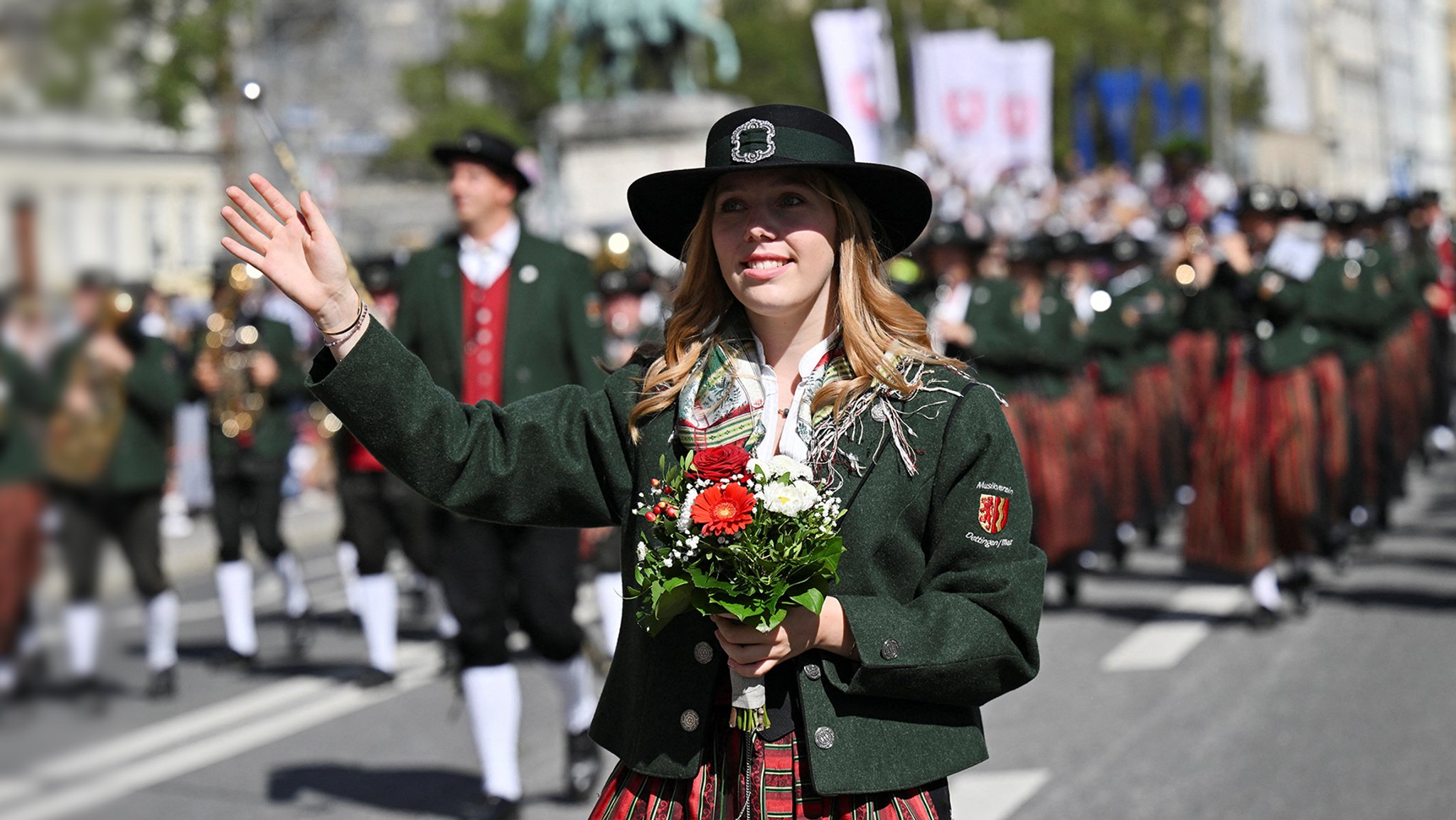 Trachtenumzug zur Wiesn | Bild: BR Trachtenumzug zur Wiesn