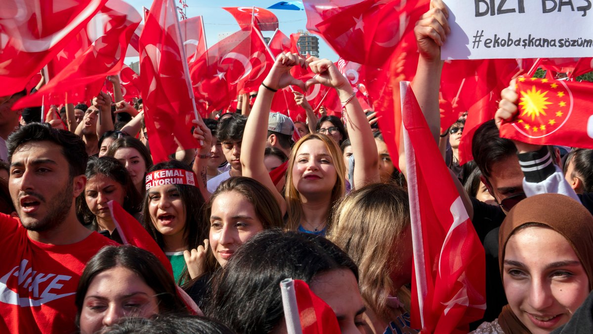 Türkei-Stichwahl – türkische Community in Bayern fiebert mit  