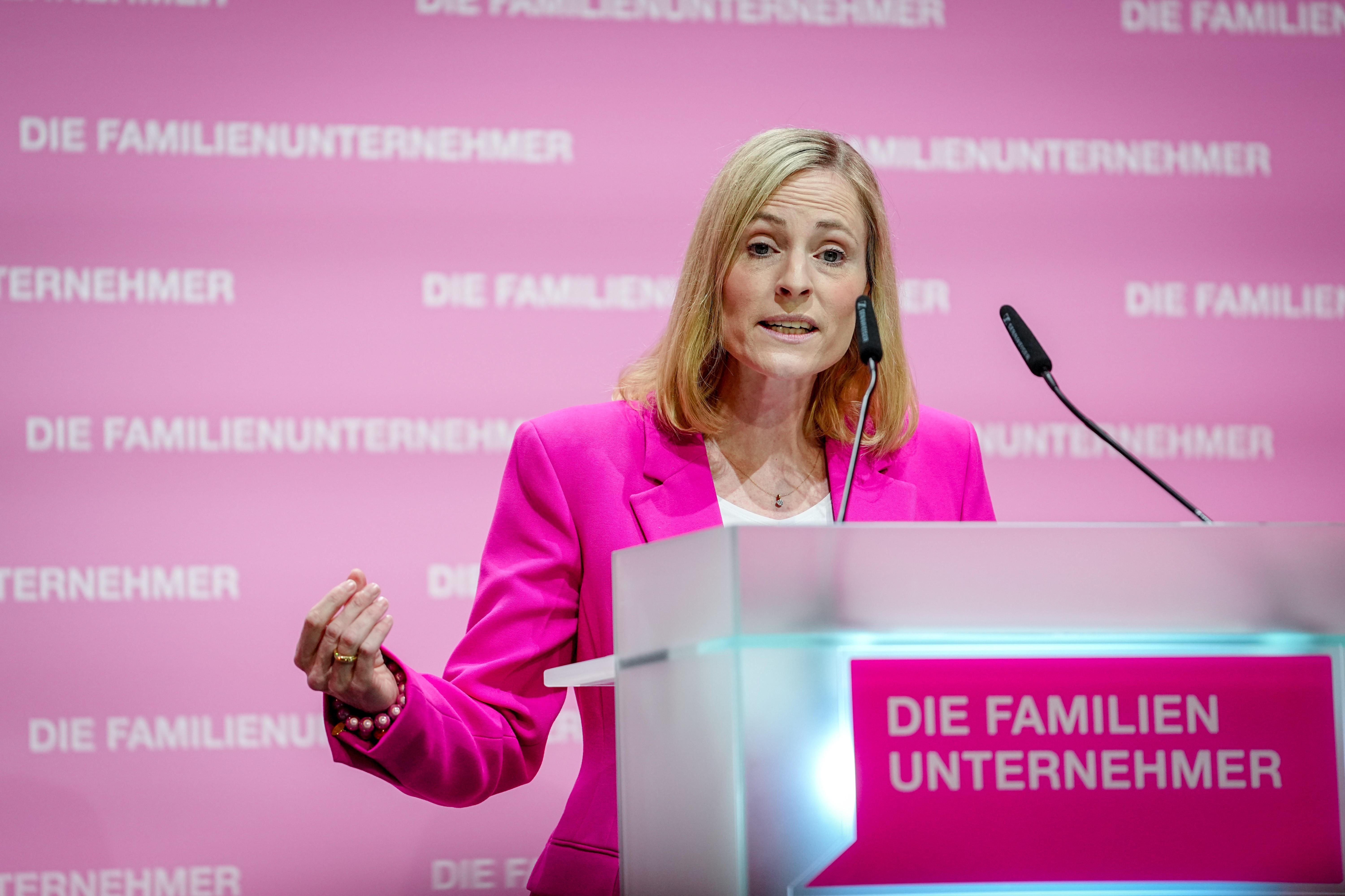  Marie-Christine Ostermann, Präsidentin des Wirtschaftsverbands "Die Familienunternehmer".