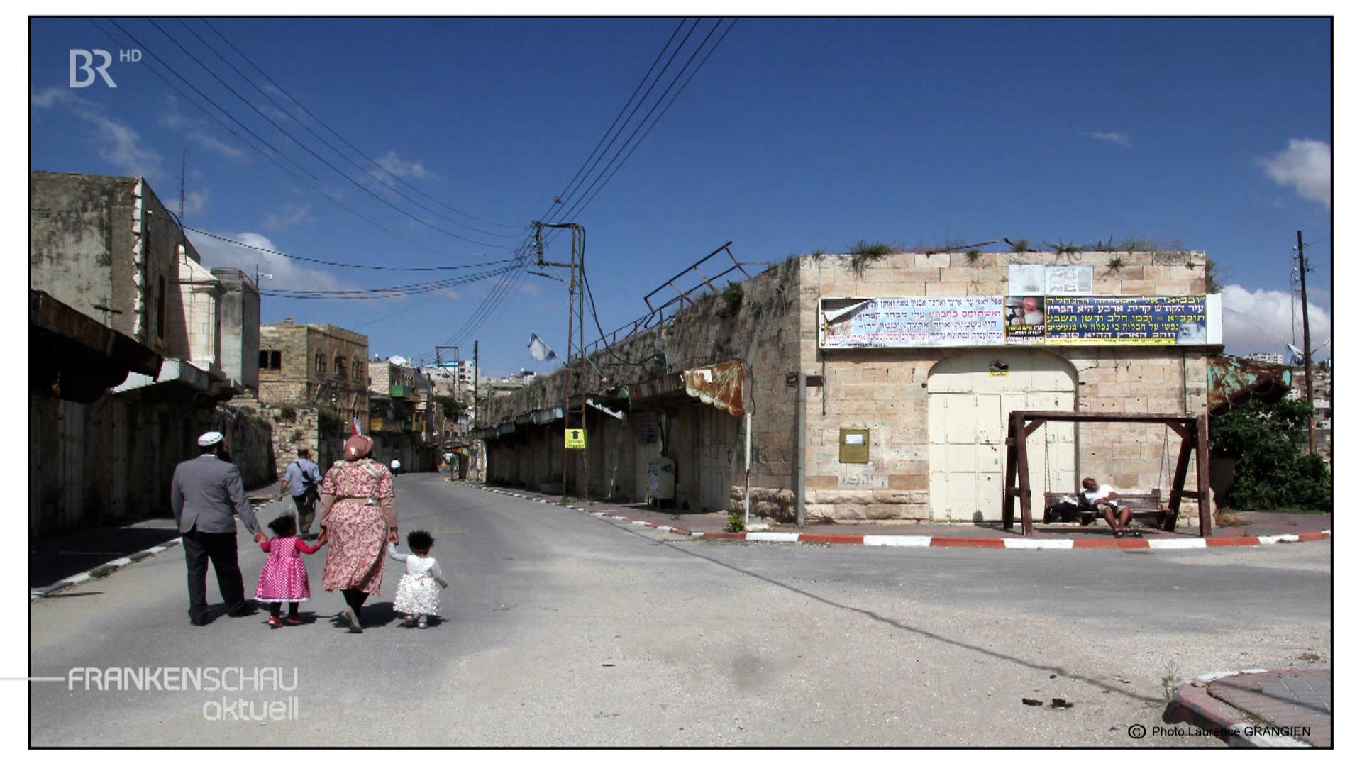 Eine Organisation setzt sich gegen Hass und für Frieden ein.