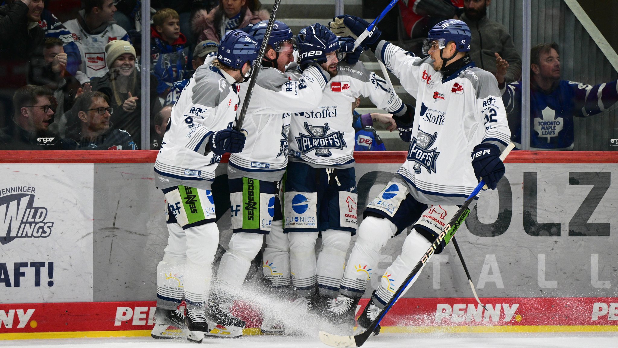 Eishockey-Play-offs: Straubing gleicht gegen Schwenningen aus