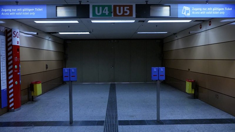 Der öffentliche Nahverkehr in Bayern steht weitgehend still. | Bild: BR Der öffentliche Nahverkehr in Bayern steht weitgehend still.