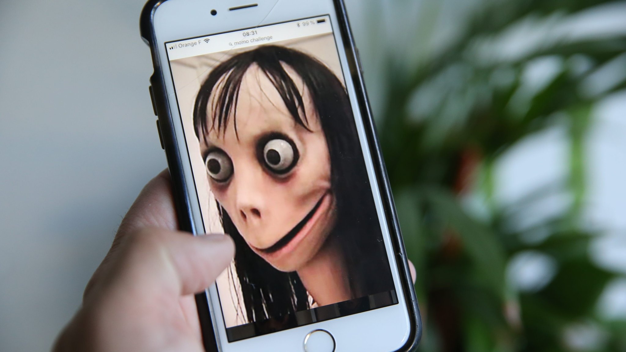 Mann mit Horrormaske soll zwei Mädchen verfolgt haben