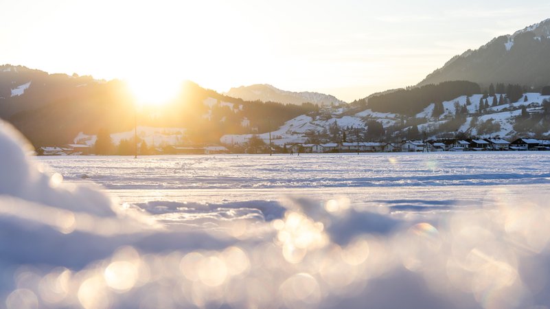 Winterlandschaft im Oberallgäu | Bild: picture alliance / Jan Eifert | Jan Eifert Winterlandschaft im Oberallgäu