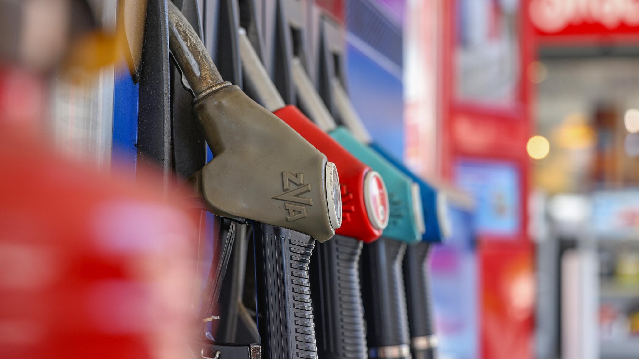 Energiesteuer gesenkt: Wird Tanken jetzt wirklich billiger?