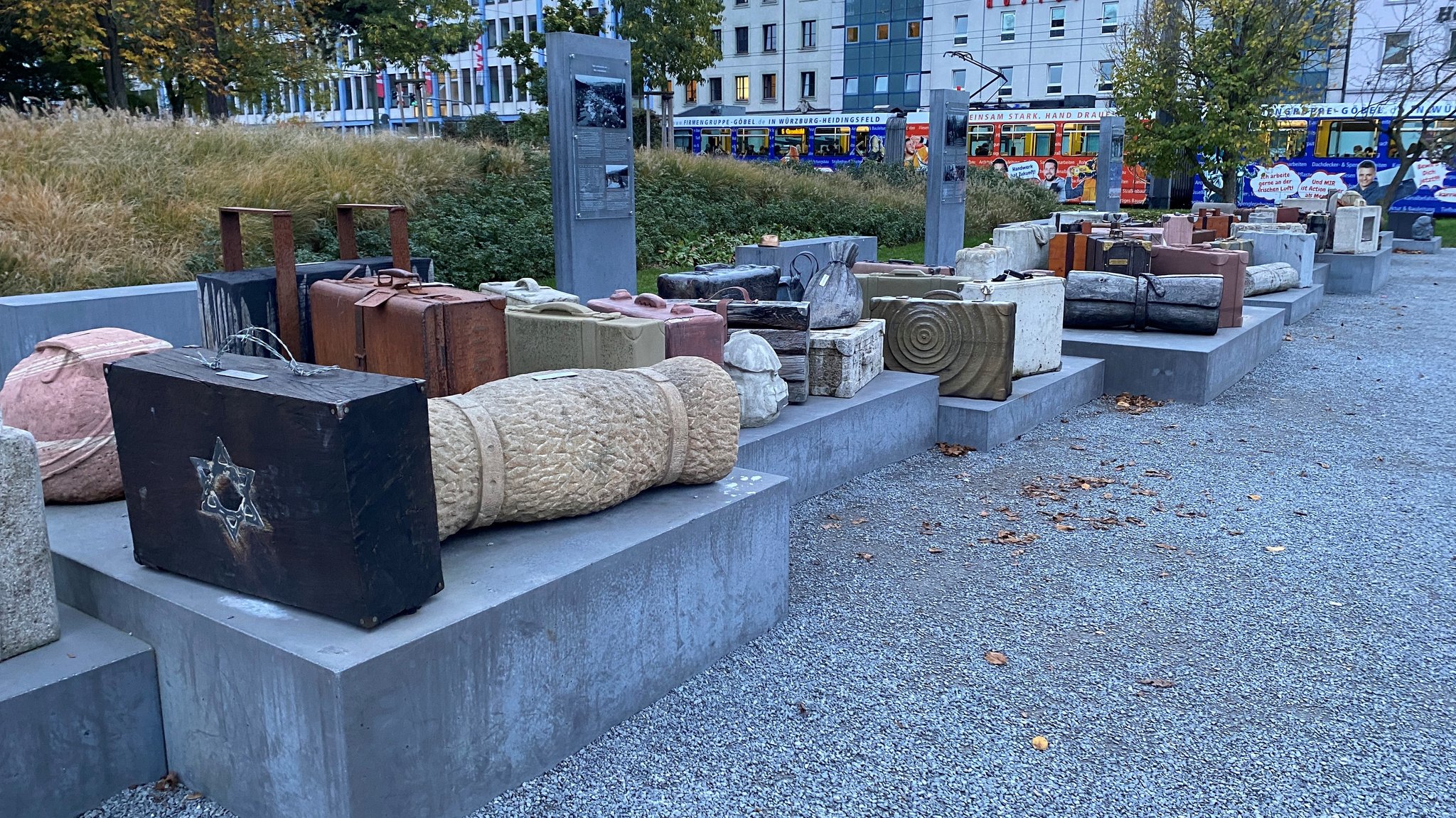 Der DenkOrt Deportationen am Würzburger Hauptbahnhof