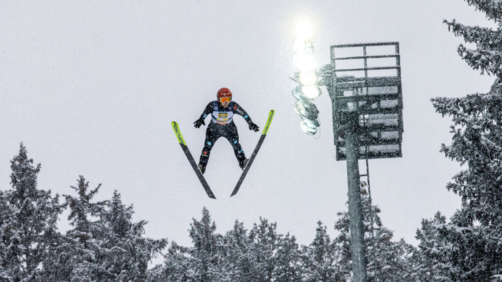 Skispringerin Katharina Althaus