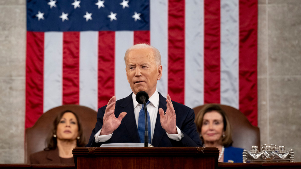 Washington: Joe Biden, Präsident der USA, spricht zu Abgeordneten bei seiner Rede zur Lage der Nation.