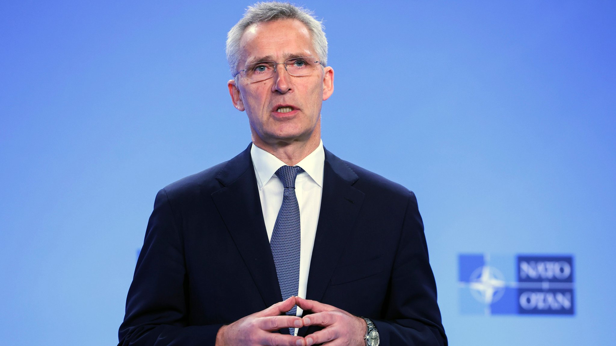 Nato-Generalsekretär Stoltenberg hat Kreml-Chef Putin aufgefordert, anlässlich des "Tags des Sieges" die Kampfhandlungen in der Ukraine zu beenden.