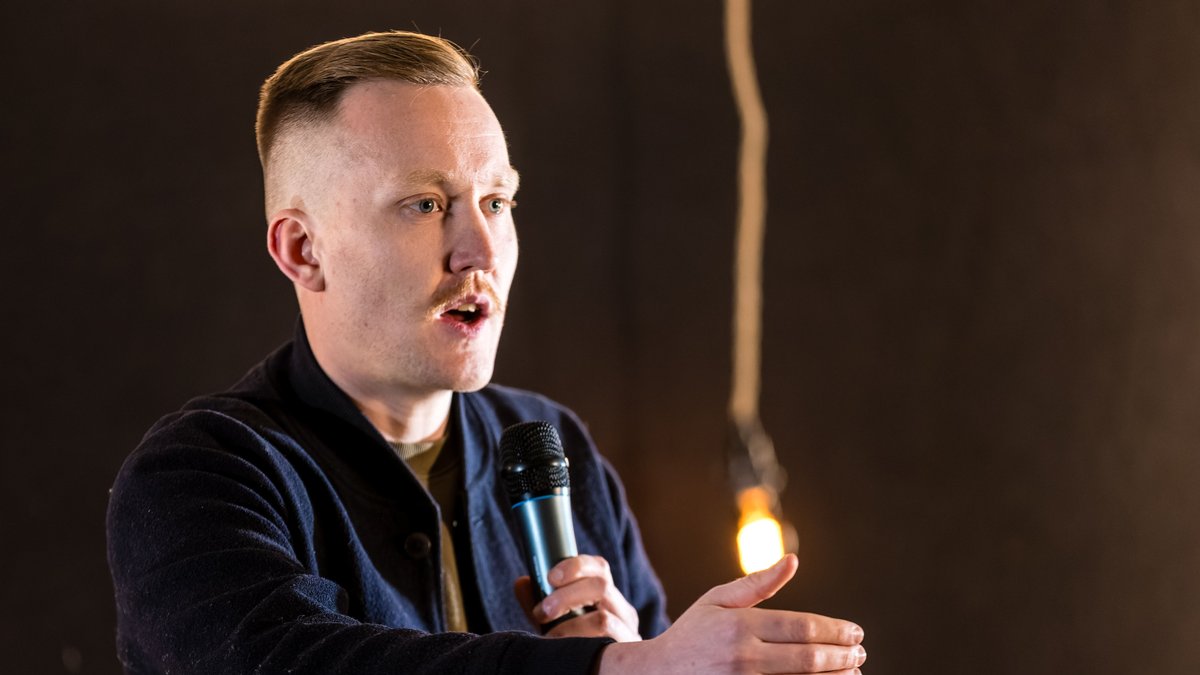 AfD im Wahlkampf: Wie die Nähe zu Rechtsextremen zum Risiko wird