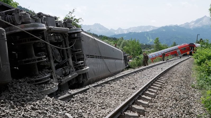 (Archivbild) Die Unglücksstelle der Regionalbahn am 3. Juni 2022 | Bild: BR/Lui Knoll (Archivbild) Die Unglücksstelle der Regionalbahn am 3. Juni 2022