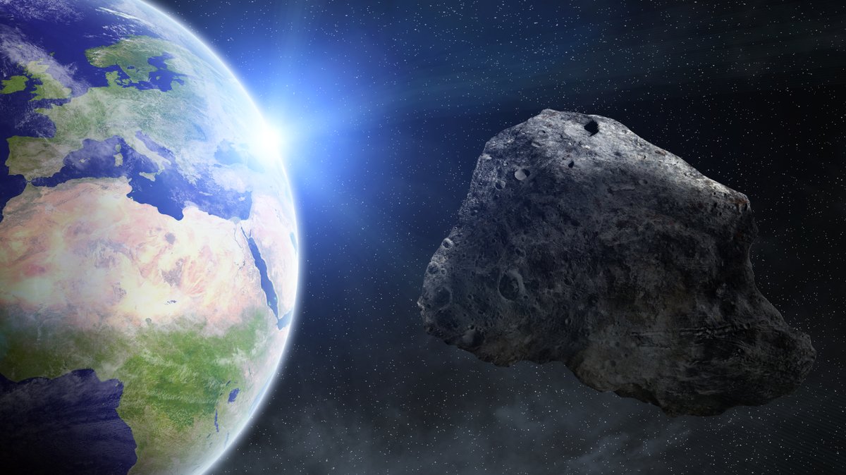 Asteroid fliegt knapp an der Erde vorbei