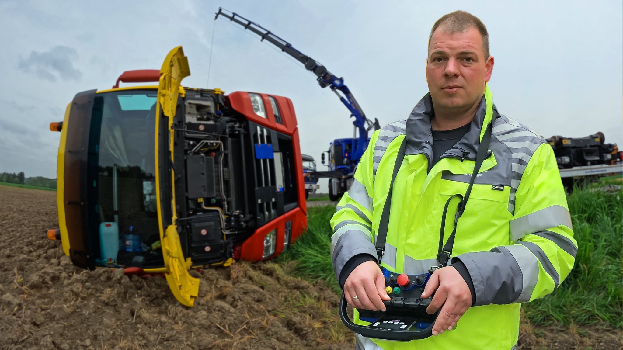 Andreas Lerner arbeitet beim Abschleppdienst - er und seine Kollegen kümmern sich um Falschparker, Unfallwagen und die Bergung von LKW.