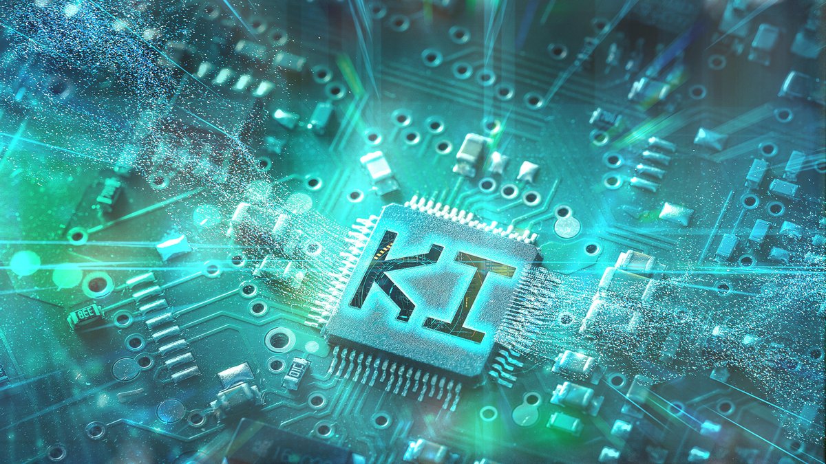 Symbolbild: Künstliche Intelligenz in der Industrie. Auf dem Bildschirm einer Maschine ist eine Computerplatine mit Aufschrift "KI" zu sehen. 