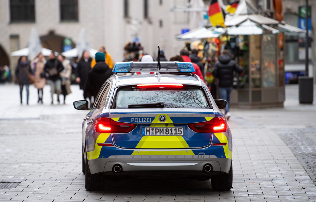 Polizeiauto auf Münchner Marienplatz (Archivbild)