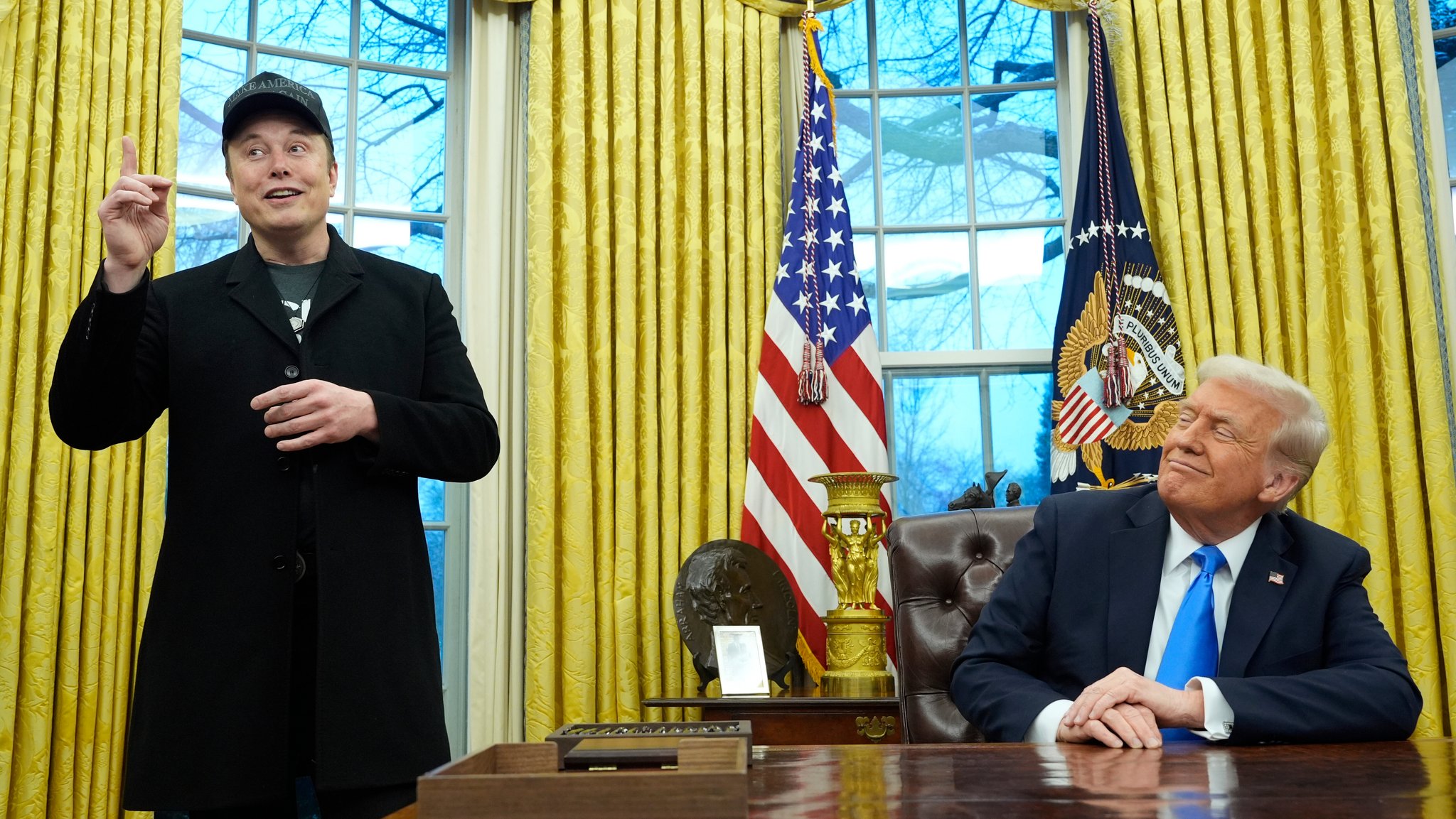 Was machen Regierungschefs mit KI? | Bild: picture alliance / ASSOCIATED PRESS | Alex Brandon Was machen Regierungschefs mit KI?
