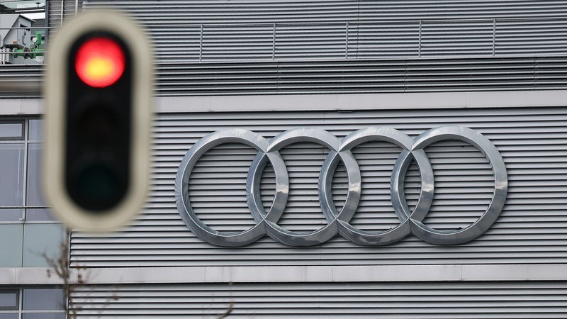 Der Autobauer Audi streicht bis Ende 2029 insgesamt 7.500 Arbeitsplätze in Deutschland. | Bild: picture alliance/dpa | Daniel Löb Der Autobauer Audi streicht bis Ende 2029 insgesamt 7.500 Arbeitsplätze in Deutschland.