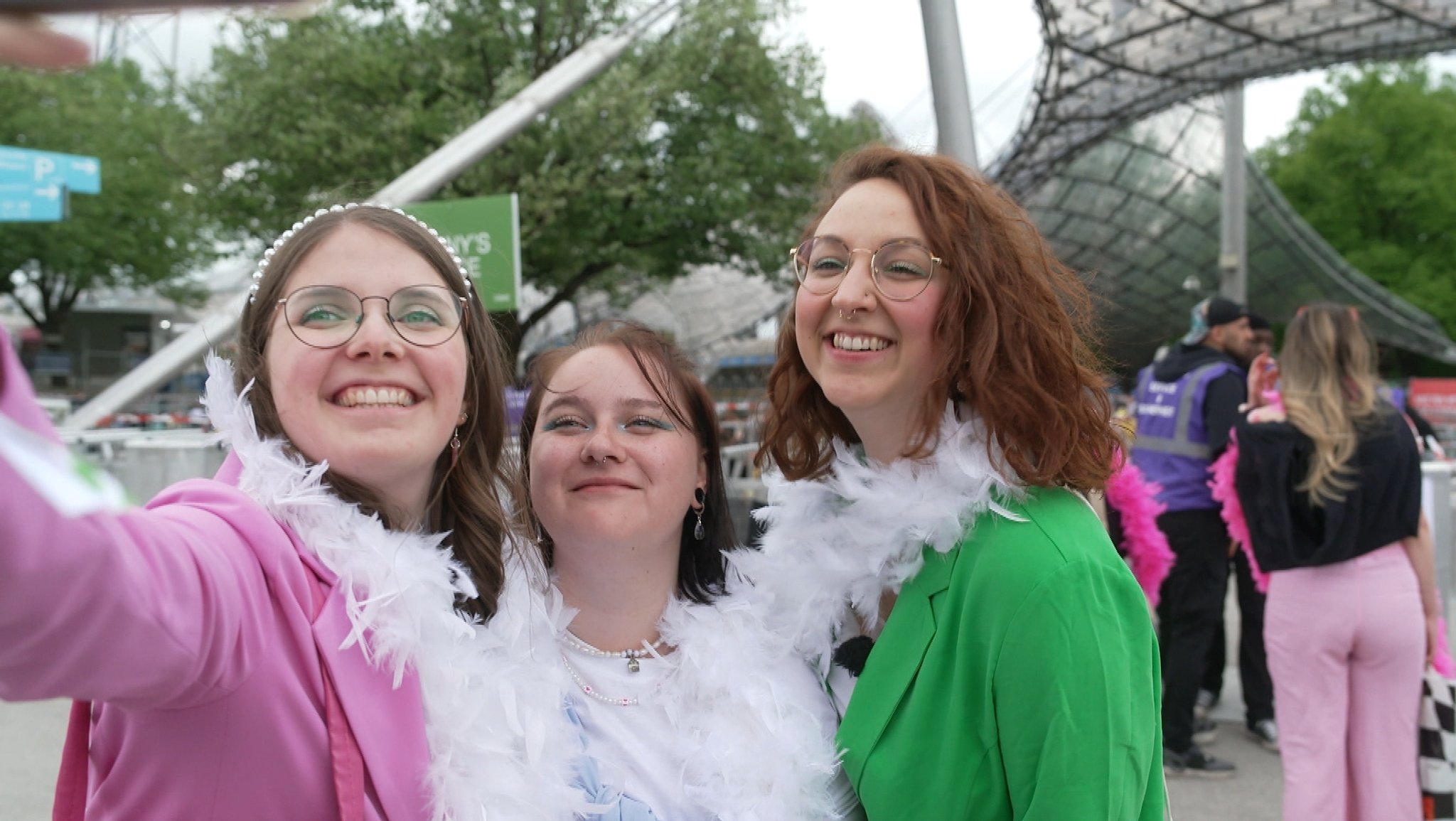 Die Fans Lucie, Laura und Michelle