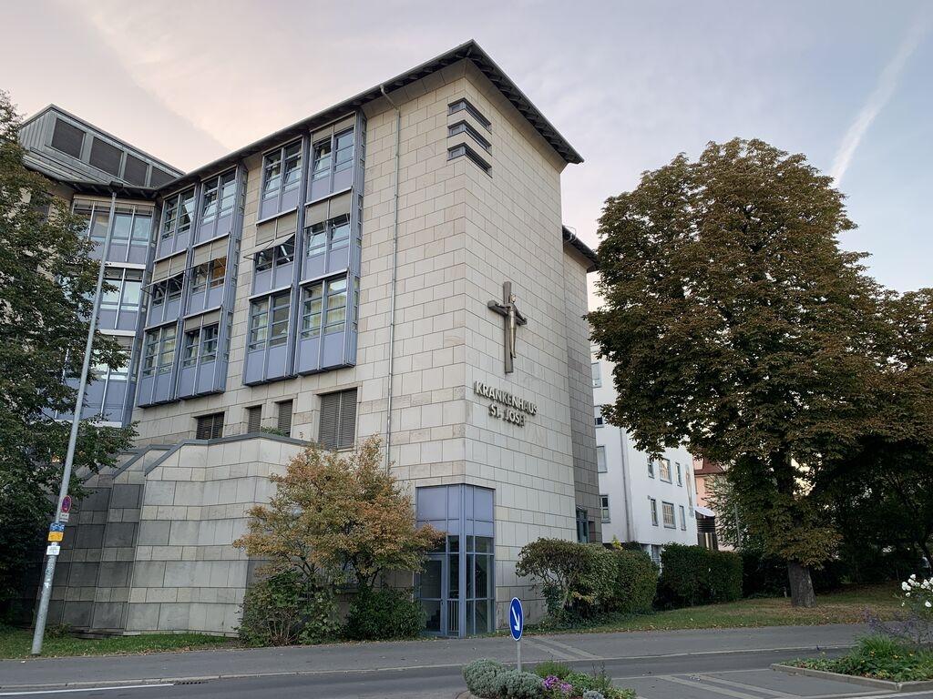 800 Beschäftigte des Krankenhauses St. Josef in Schweinfurt brauchen neue Jobs. 