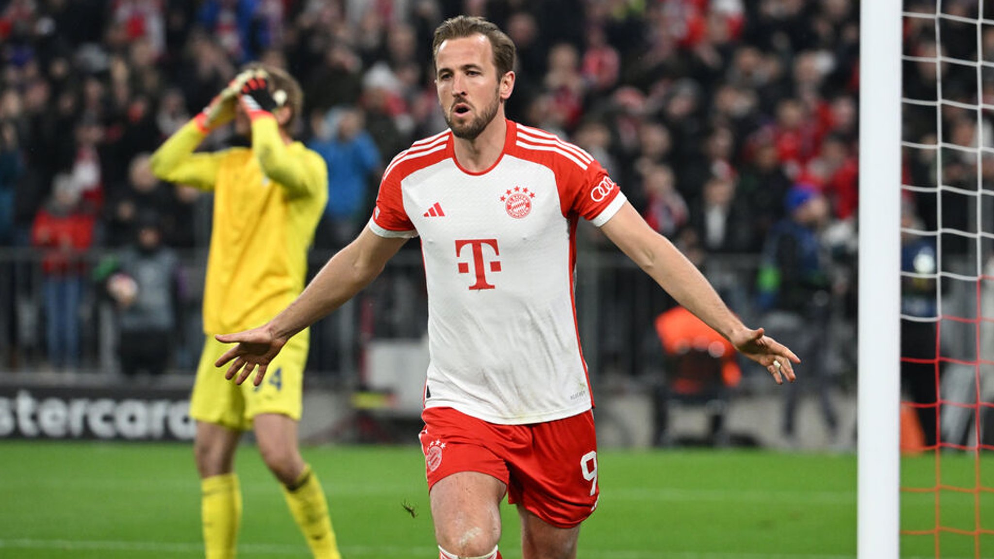 05.03.2024, Bayern, München: Fußball: Champions League, FC Bayern München - Lazio Rom, K.o.-Runde, Achtelfinale, Rückspiele, Allianz Arena. Münchens Harry Kane jubelt nach seinem Tor zum 1:0. Foto: Sven Hoppe/dpa +++ dpa-Bildfunk +++