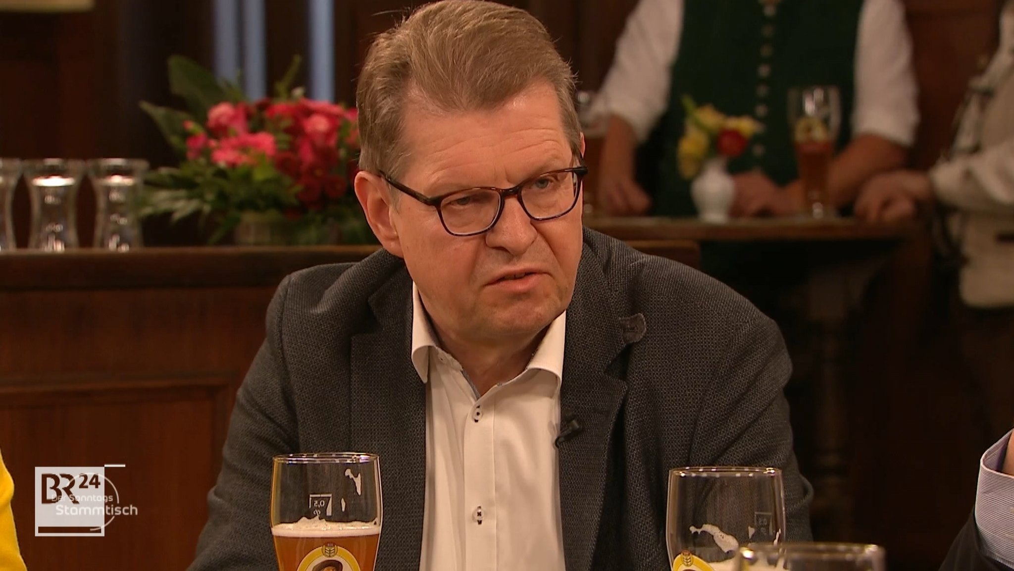 Ralf Stegner am "Sonntags-Stammtisch"