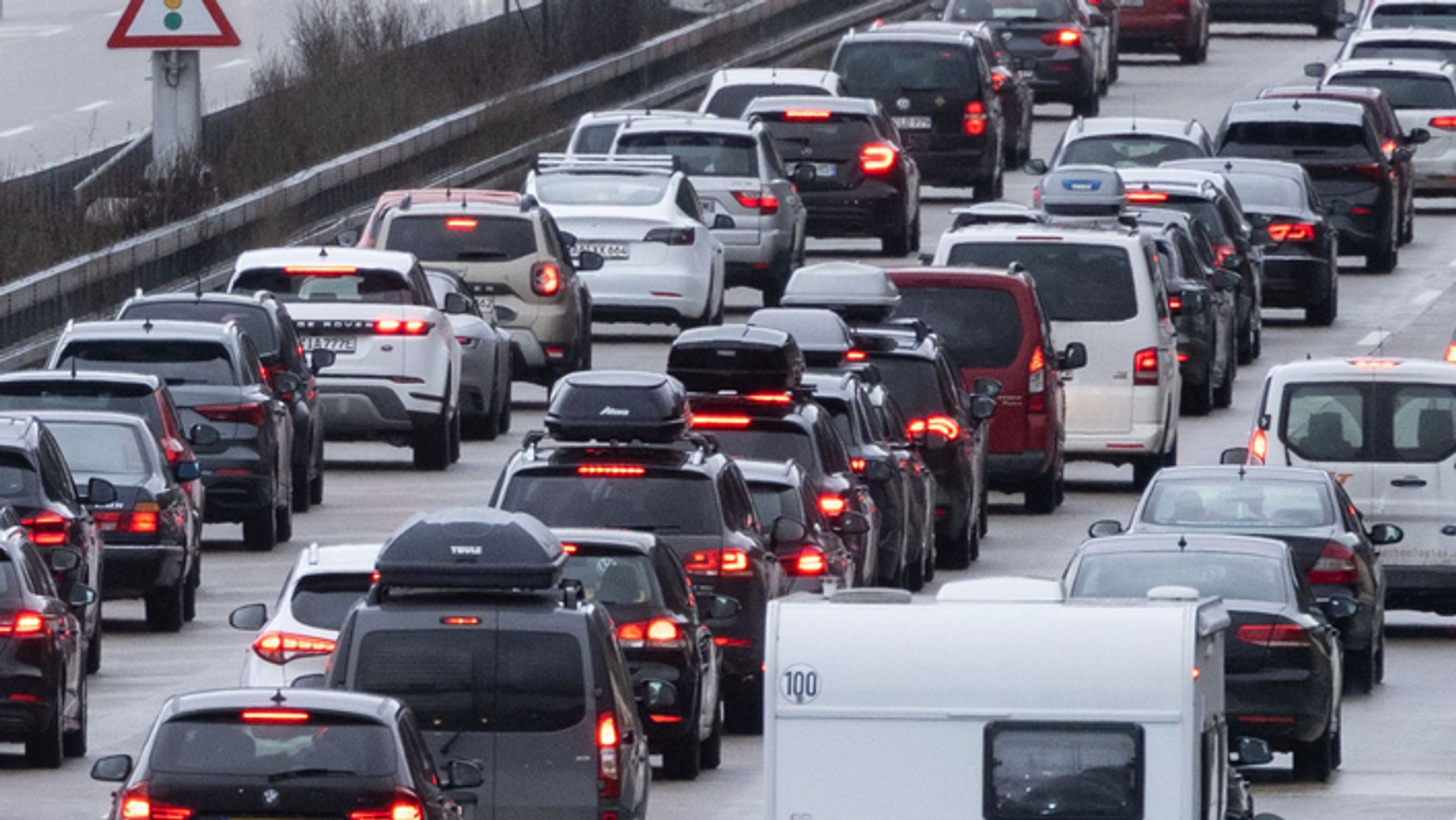 Stau auf der A8