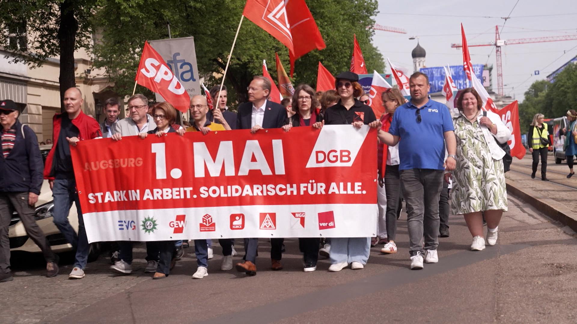 Die Gewerkschaften haben zum 1. Mai rund 35.000 Menschen auf die Straße gebracht.