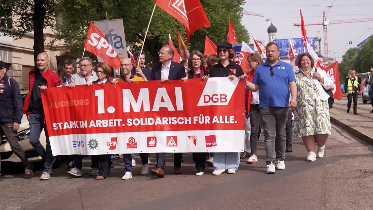 Die Gewerkschaften haben zum 1. Mai rund 35.000 Menschen auf die Straße gebracht.