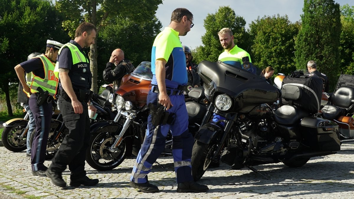 Motorradspiegel in Bayern - Karlsfeld, Motorradersatz- & Reperaturteile