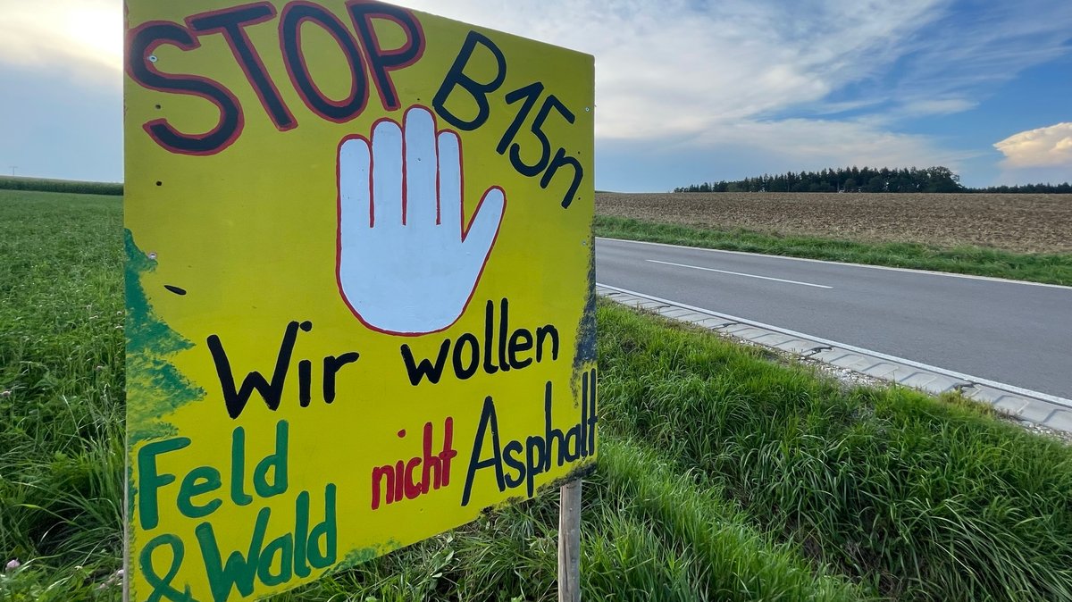 Autobahnähnliche B15neu: Gegner kritisieren Flächenverbrauch