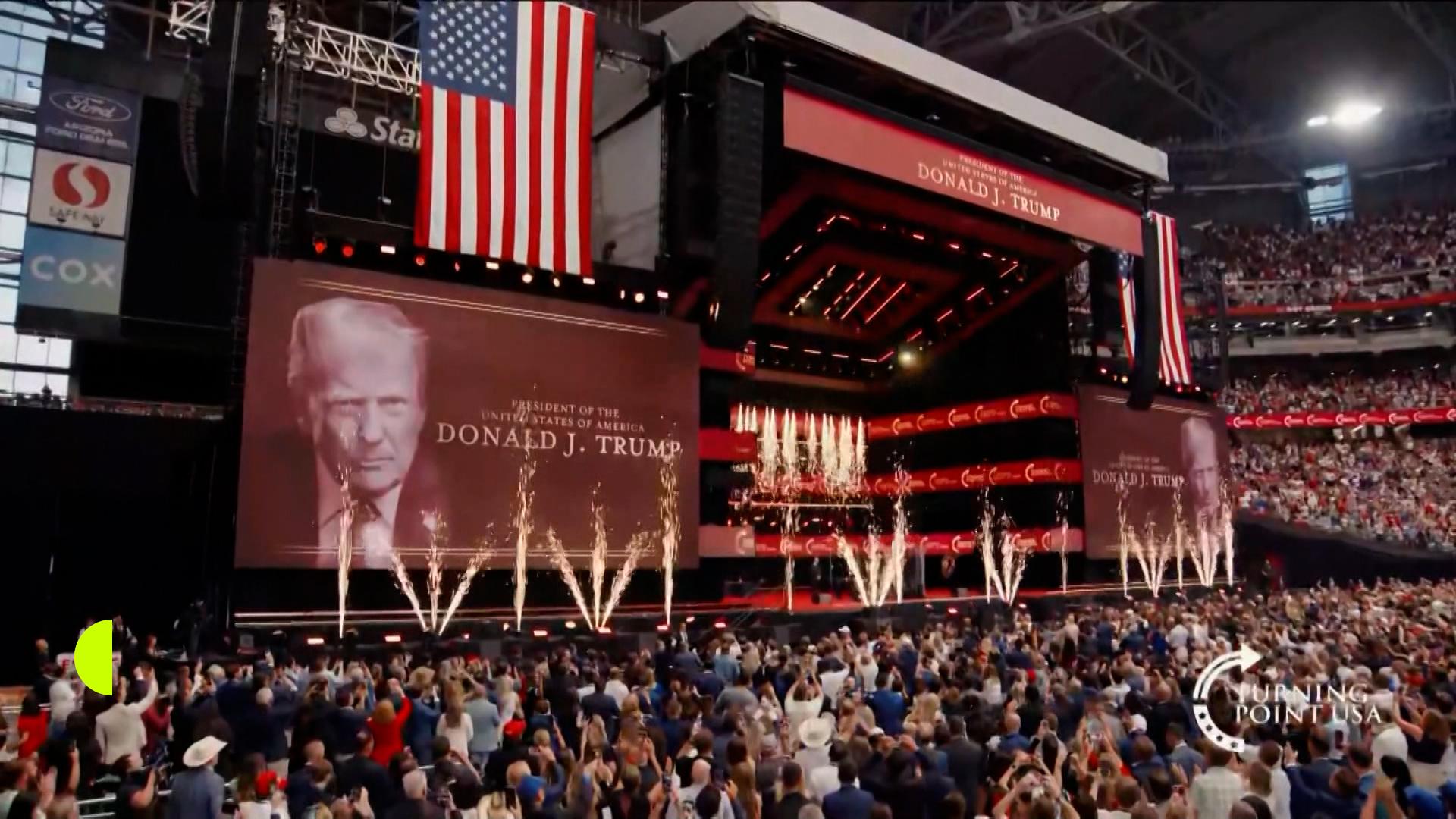 Am Sonntag wurde der ultrarechte Aktivist Charlie Kirk bei einer großen Trauerfeier in Arizona verabschiedet.