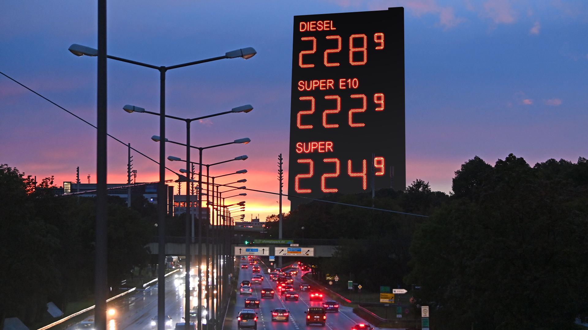 Collage: Eine mehrspurige Straße mit vielen Fahrzeugen, darüber die Anzeige einer Tankstelle mit Spritpreisen.