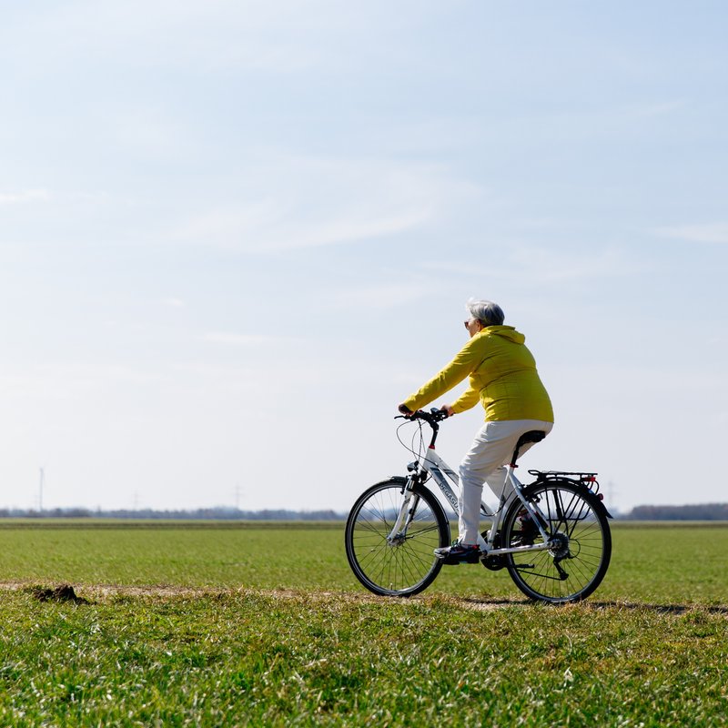 Sport im Alter - Wie sich Senioren richtig fit halten - IQ - Wissenschaft und Forschung | BR Podcast