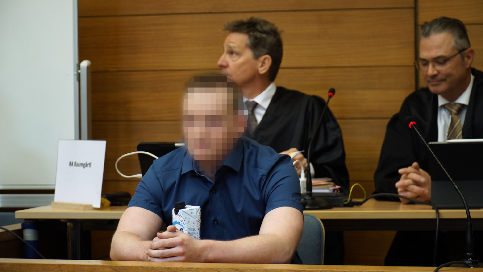 Der Angeklagte schweigt bislang im Prozess zum Mordfall Hanna.