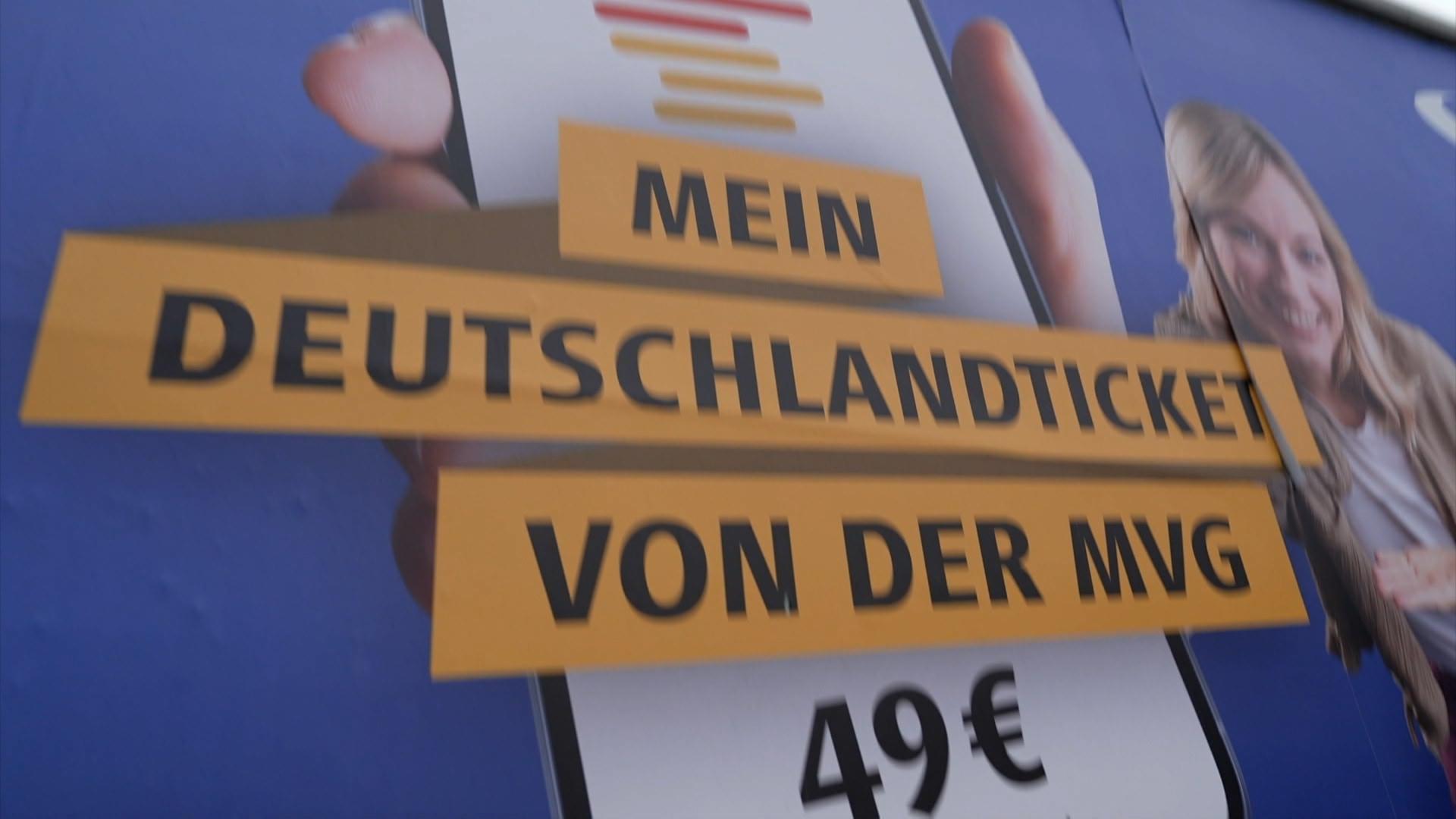 Werbeplakat zum Deutschlandticket für 49€.