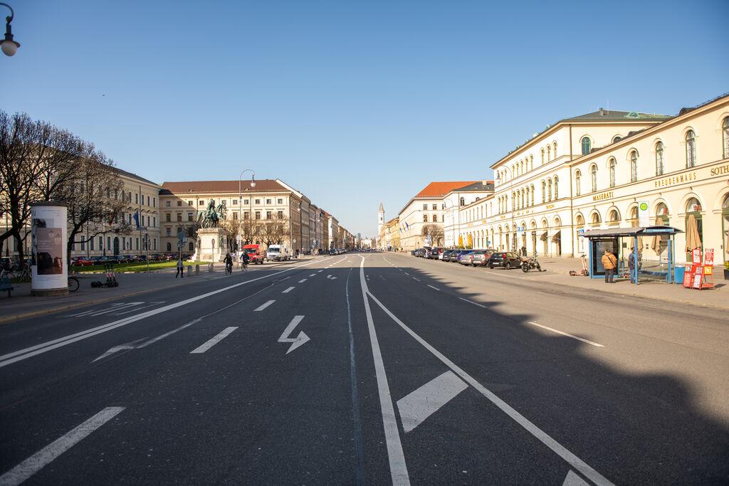 Fahrverbote an Wochenenden? Kritische Stimmen äußern sich zu Volker Wissings Drohung, Fahrverbote zu erteilen 