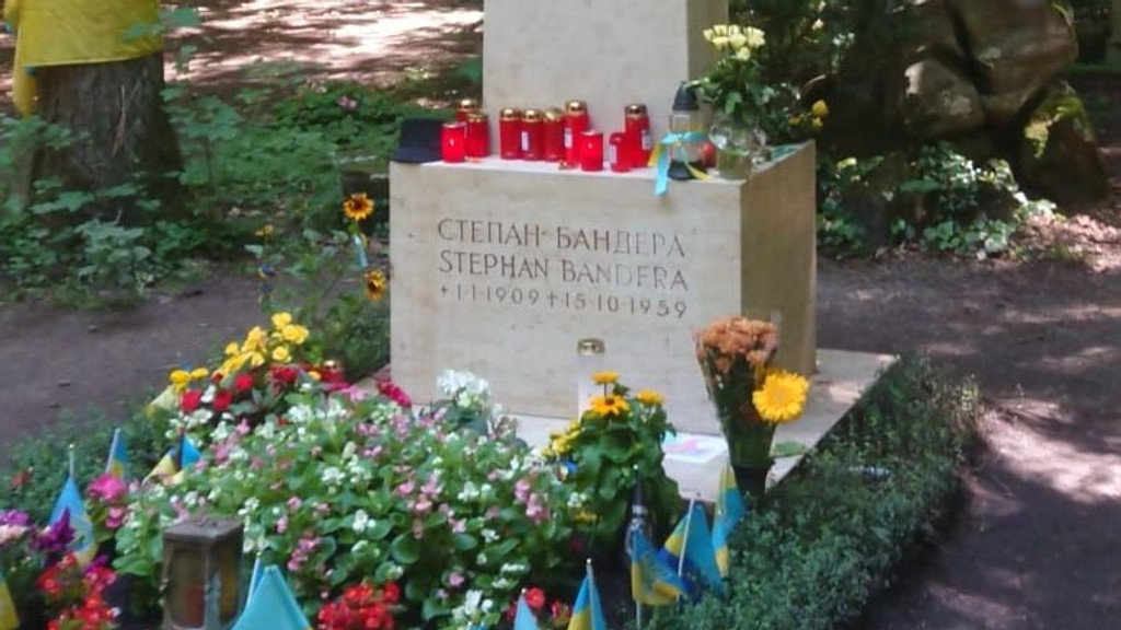 Bandera-Grab auf dem Münchner Waldfriedhof 