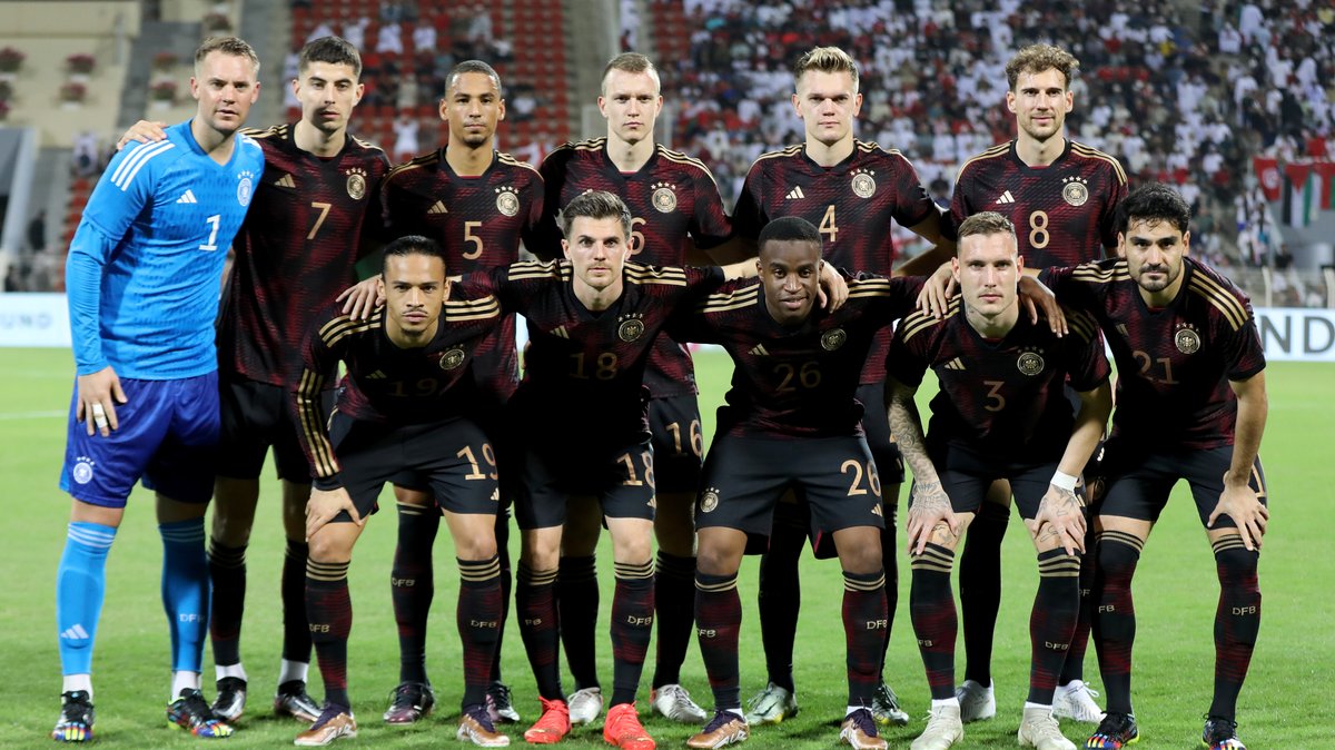 Die deutsche Nationalmannschaft vor dem Testspiel gegen den Oman