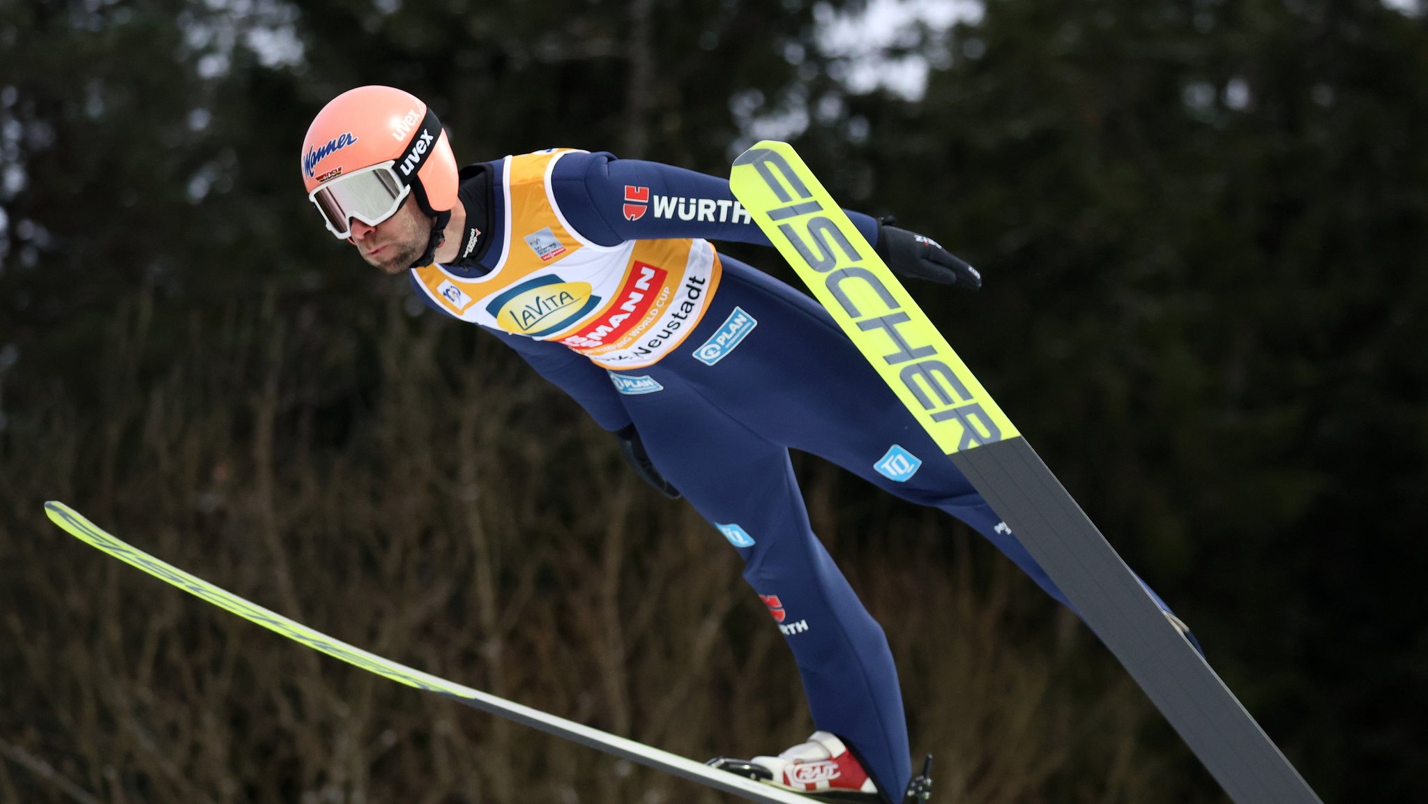 Wintersport-Ticker: Paschke holt Skisprung-Triple am Titisee