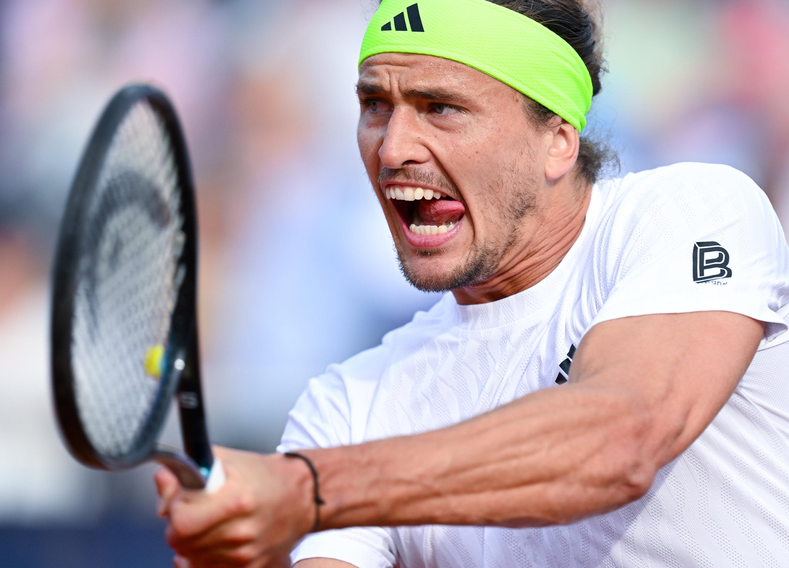 14.04.2025, Bayern, München: Tennis, ATP-Tour - München, Einzel, Herren, 1. Runde. Zverev (Deutschland) - Müller (Frankreich). Alexander Zverev in Aktion. 